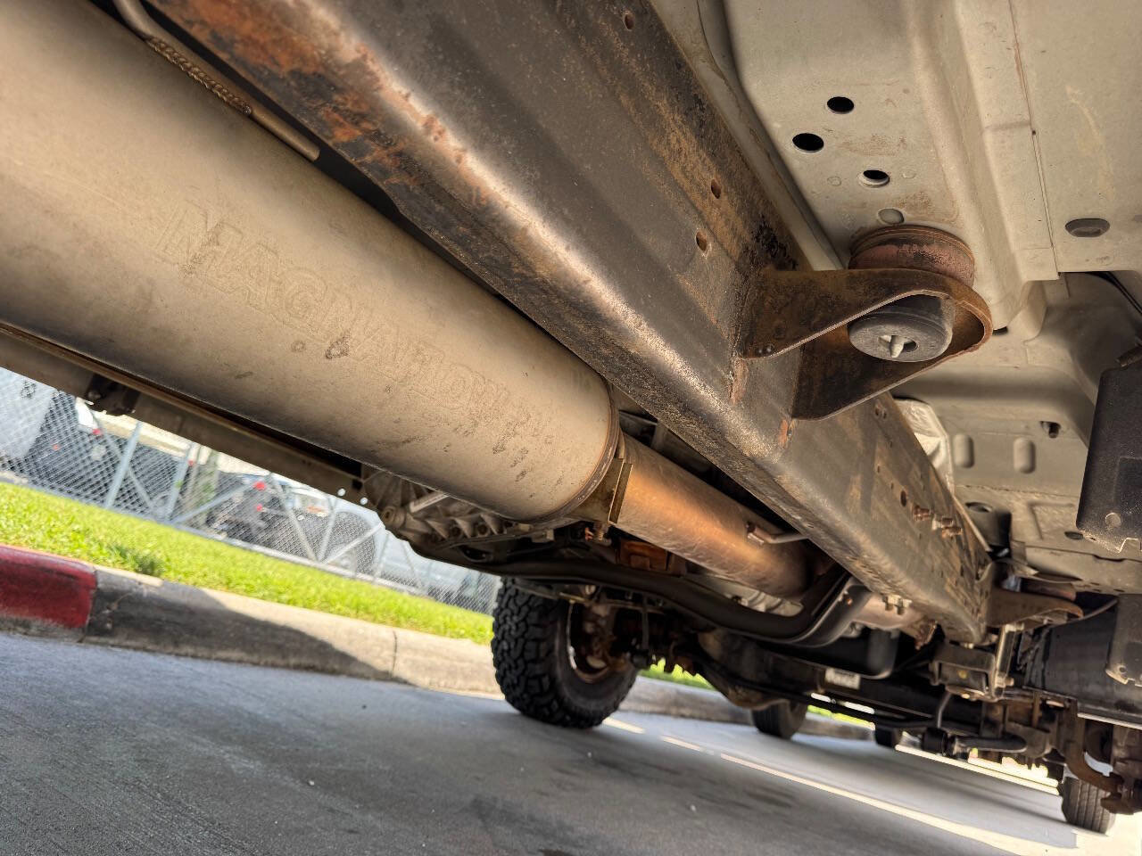 Used 2004 Ford F350 XL AWD/4WD image 24