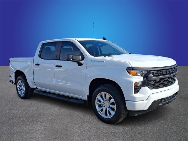 Used 2026 Chevrolet Silverado 1500 Custom image 3
