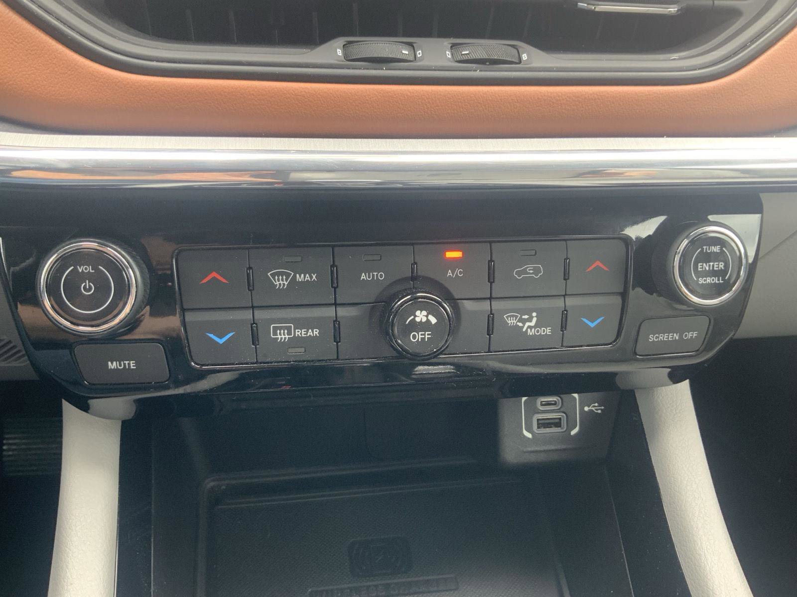 Used 2022 Jeep Compass Limited w/ Elite Group image 44