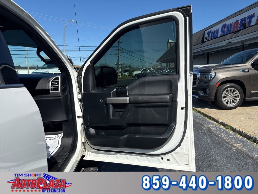 Used 2020 Ford F150 Platinum w/ Equipment Group 701A Luxury AWD/4WD image 28