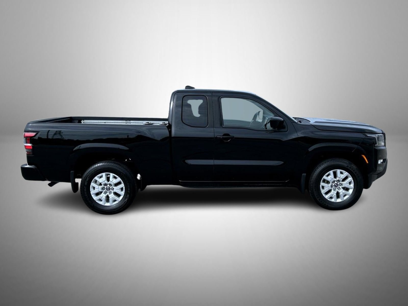 Used 2022 Nissan Frontier SV AWD/4WD image 4