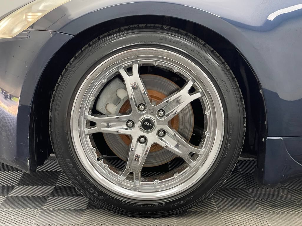 Used 2007 Nissan 350Z Touring RWD image 14
