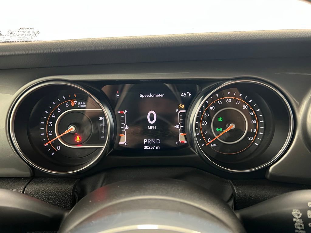 Used 2022 Jeep Wrangler Unlimited Sahara w/ Cold Weather Group image 23