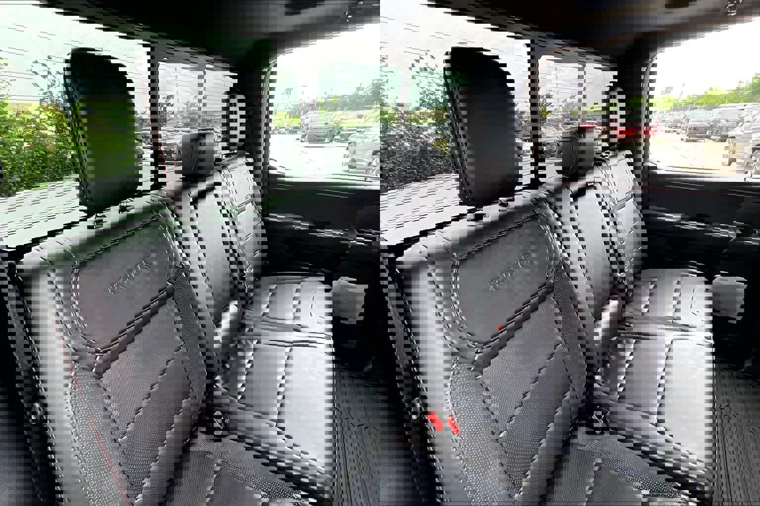 Used 2025 Ford F150 Raptor AWD/4WD image 19