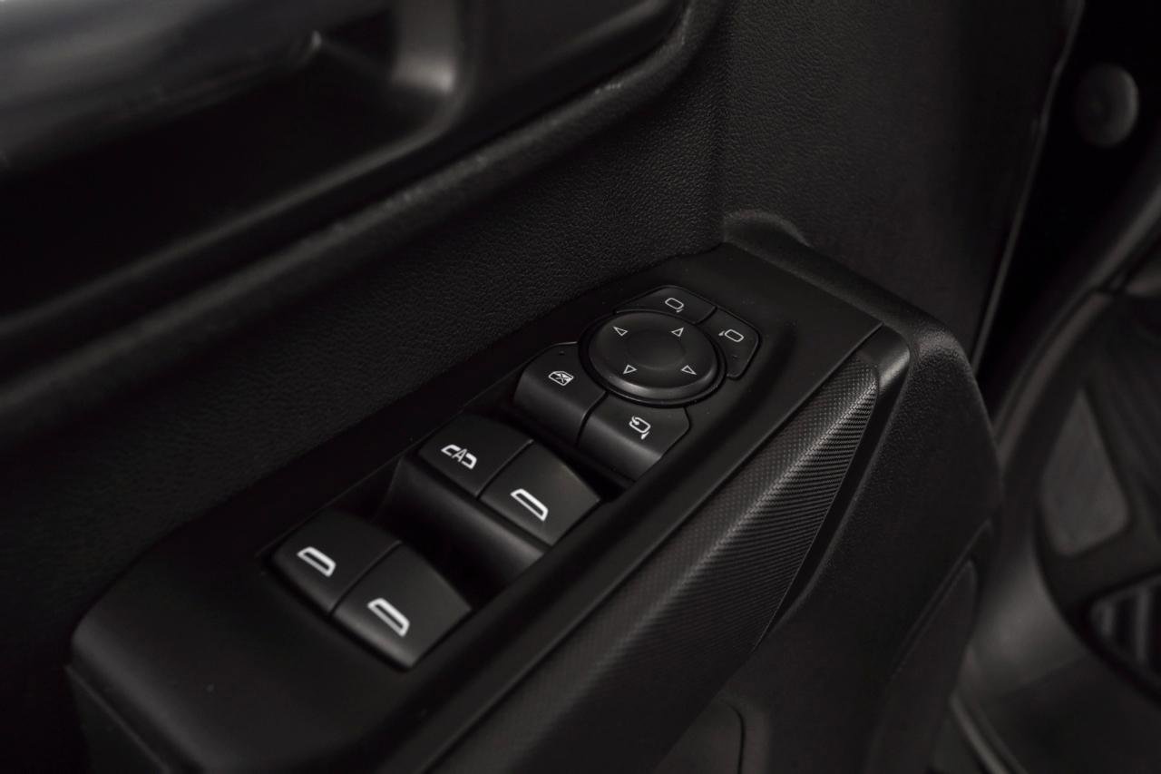 Used 2022 Chevrolet Silverado 2500 Custom w/ Custom Value Package image 16