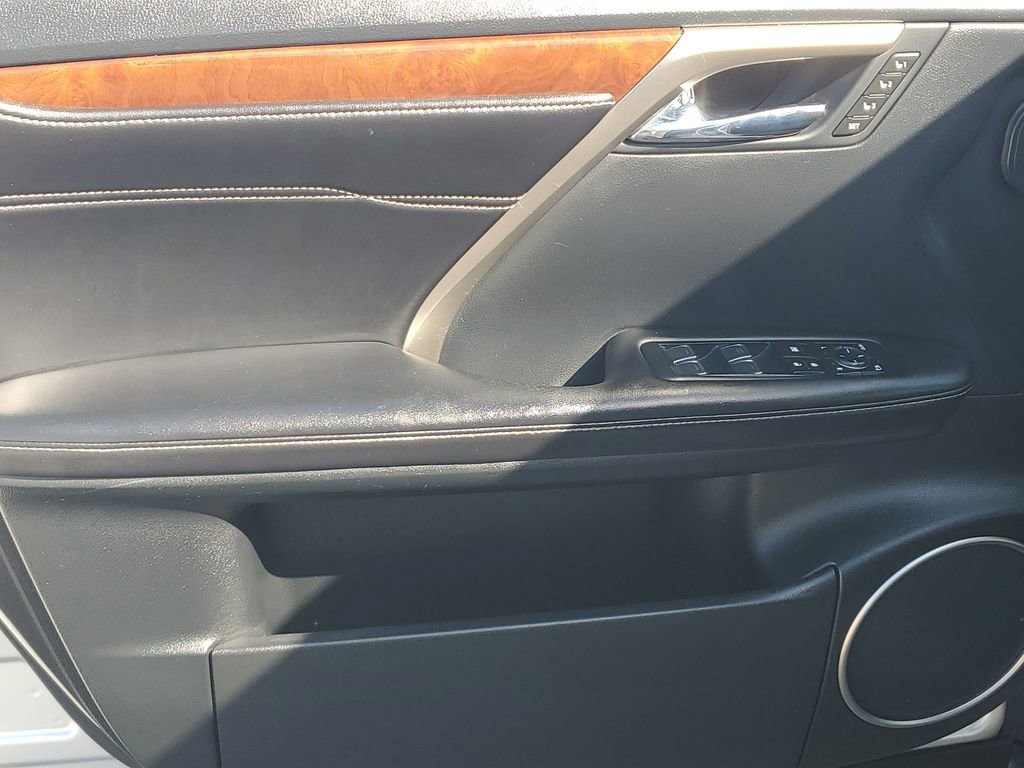 Used 2018 Lexus RX 350L FWD image 43