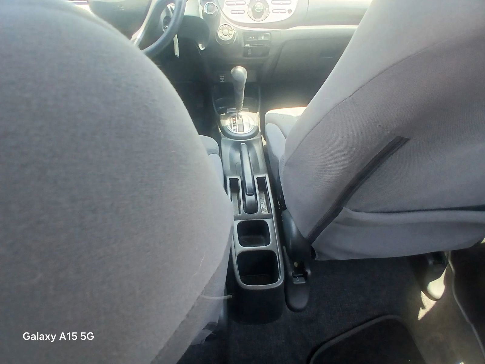 Used 2010 Honda Fit image 24
