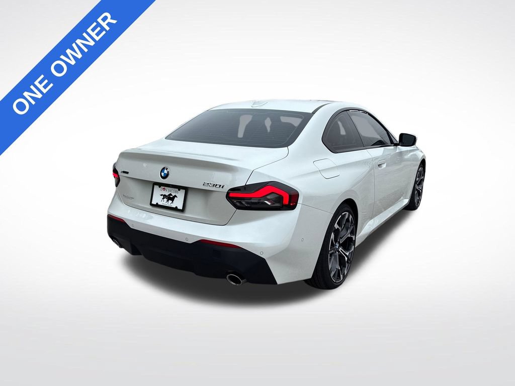 Used 2025 BMW 230i xDrive Coupe w/ Convenience Package AWD/4WD image 3