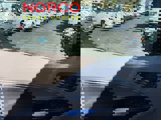 Used 2018 Ford Transit Connect XLT image 12