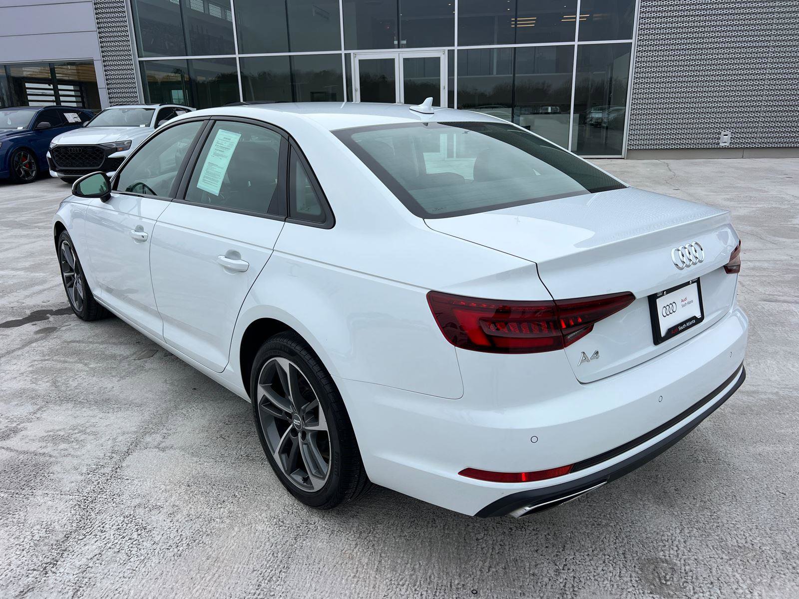 Used 2019 Audi A4 2.0T Premium image 7