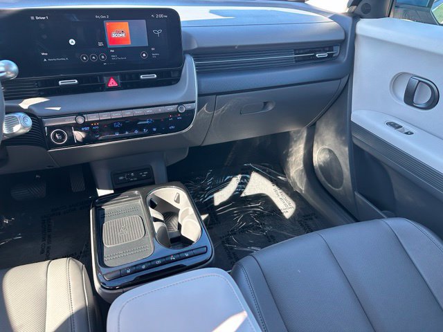 Used 2025 Hyundai Ioniq 5 SEL AWD/4WD image 16