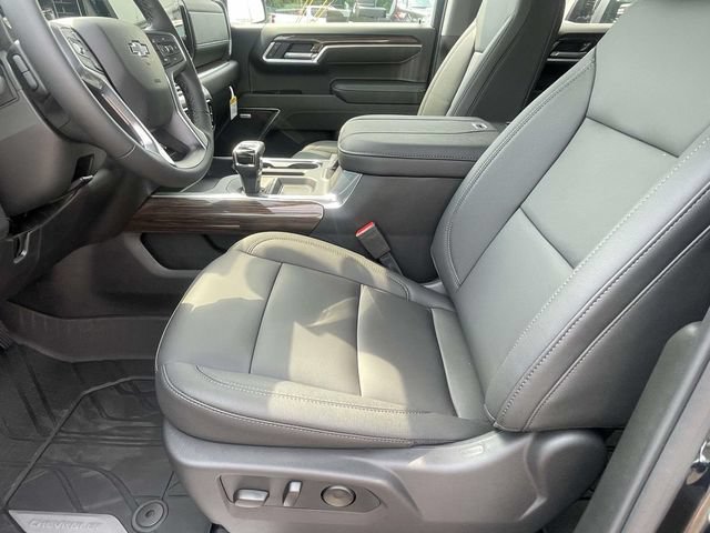New 2026 Chevrolet Silverado 1500 RST w/ Redline Edition AWD/4WD image 13