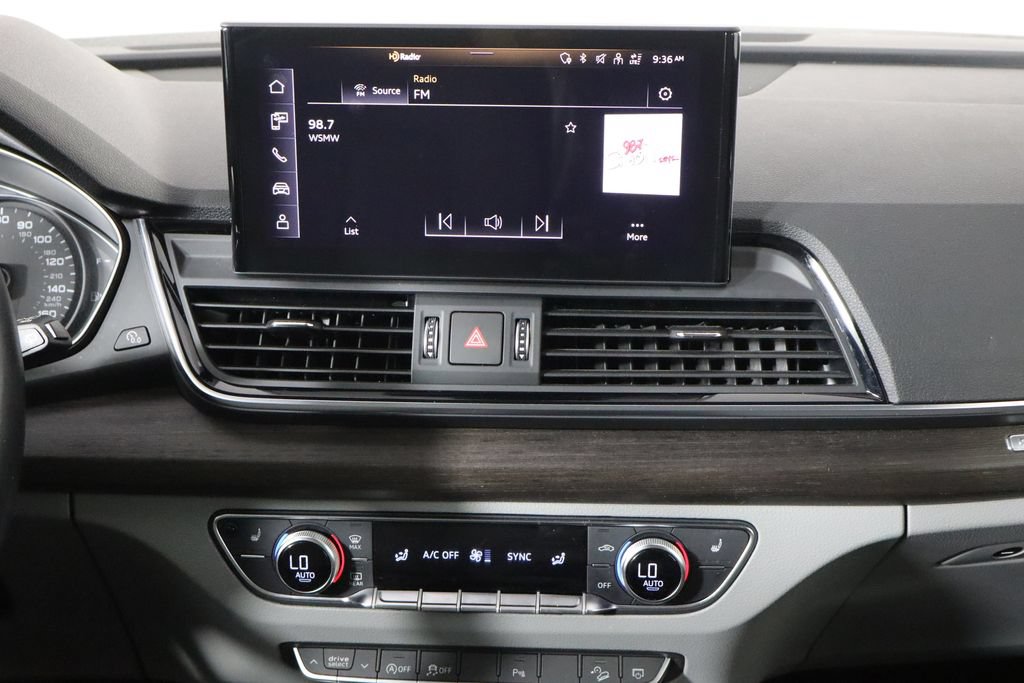 Used 2021 Audi Q5 2.0T Premium w/ Convenience Package AWD/4WD image 29