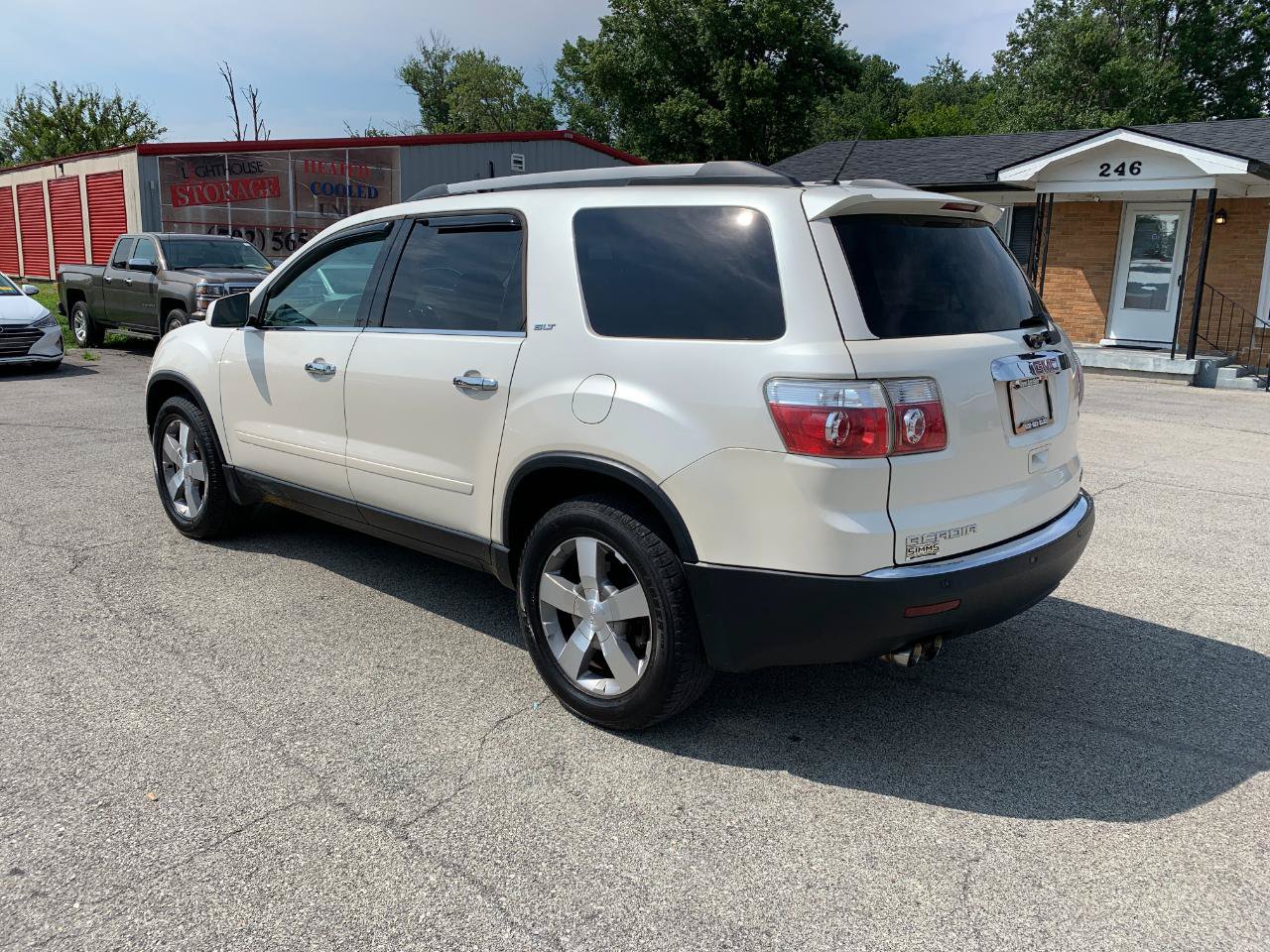 Used 2011 GMC Acadia SLT AWD/4WD image 5