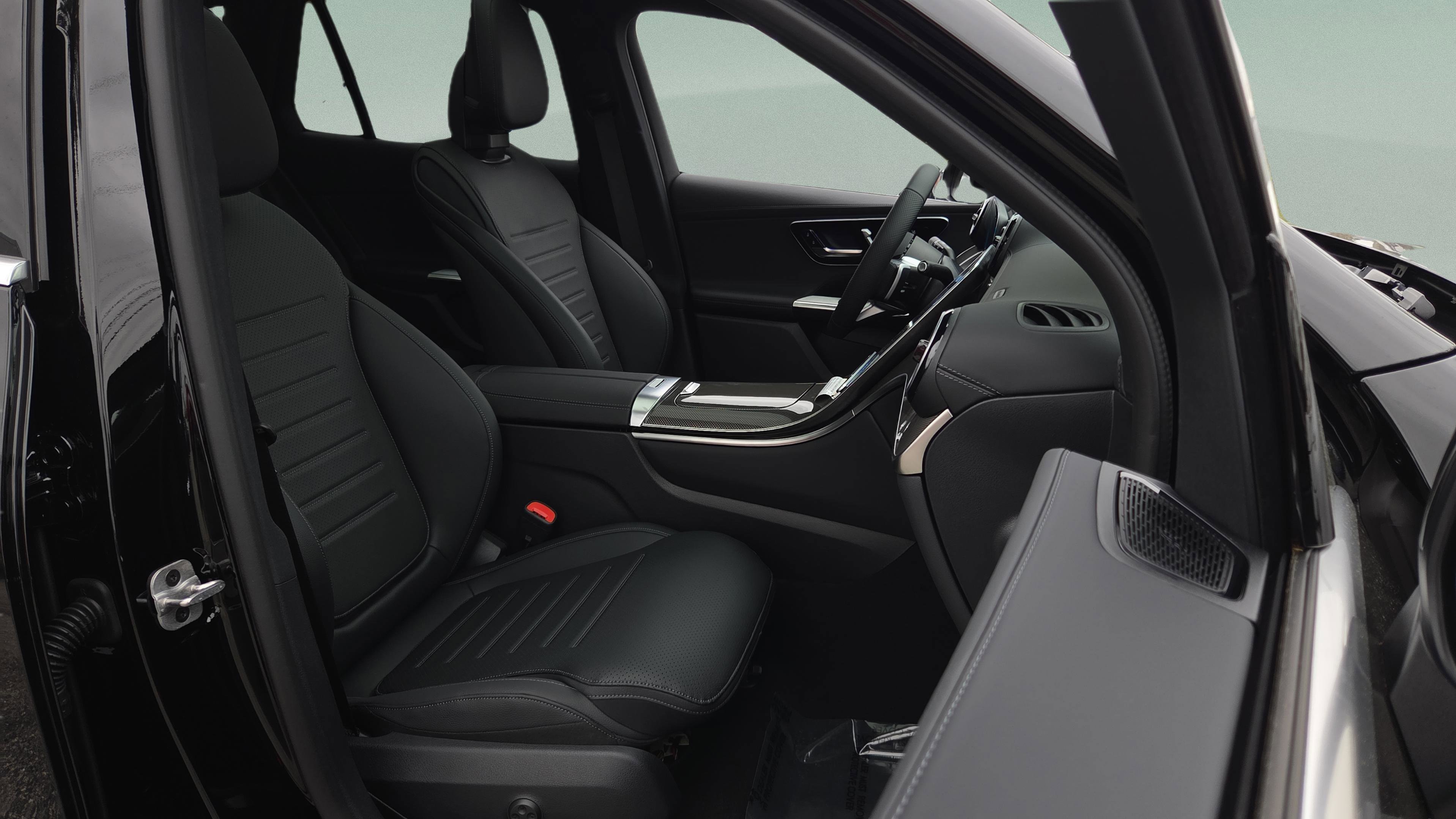 New 2026 Mercedes-Benz GLC 300 image 22