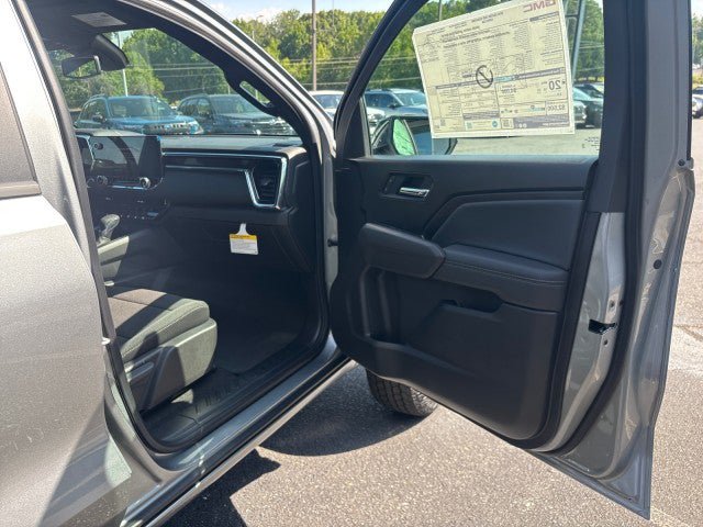 New 2026 GMC Canyon Elevation w/ Convenience Package RWD image 41