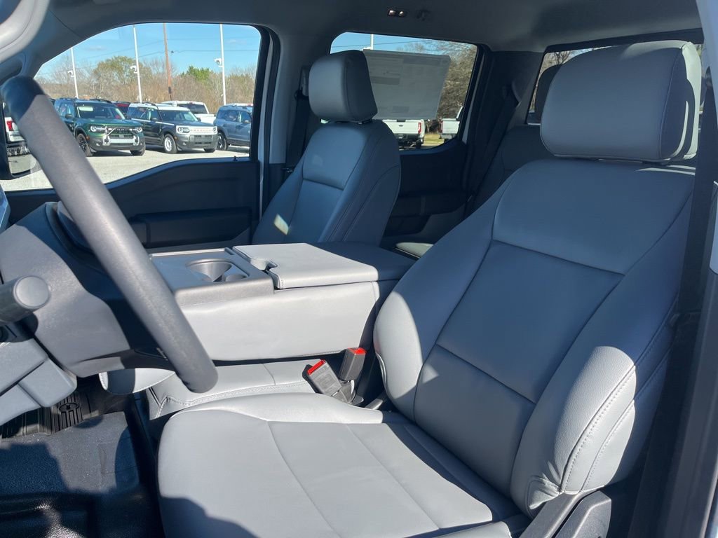 New 2026 Ford F350 XL w/ XL Chrome Package image 14