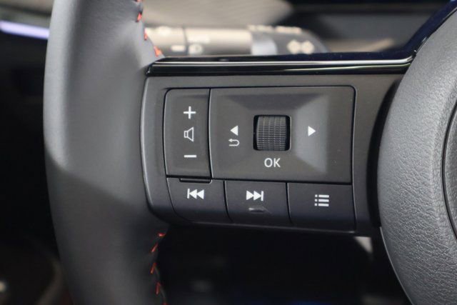 New 2025 Nissan Kicks SR w/ SR Premium Package image 14