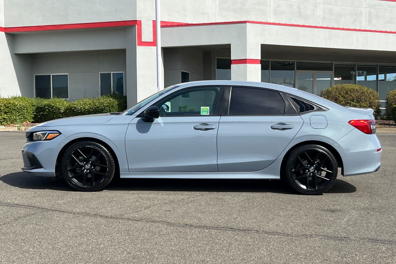 Used 2023 Honda Civic Sport image 10
