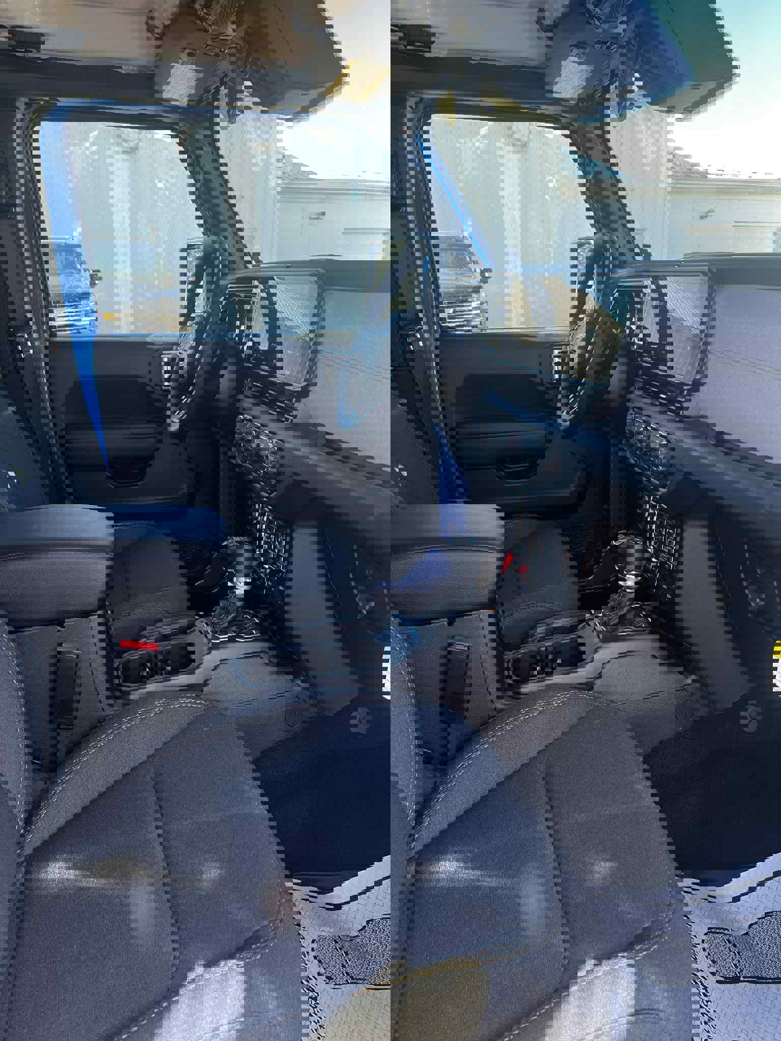 New 2026 Jeep Wrangler Unlimited Sport image 9