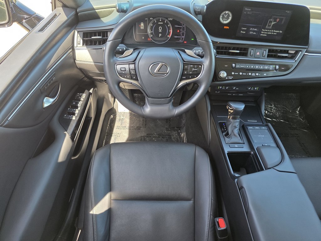 Used 2022 Lexus ES 350 w/ Premium Package FWD image 2