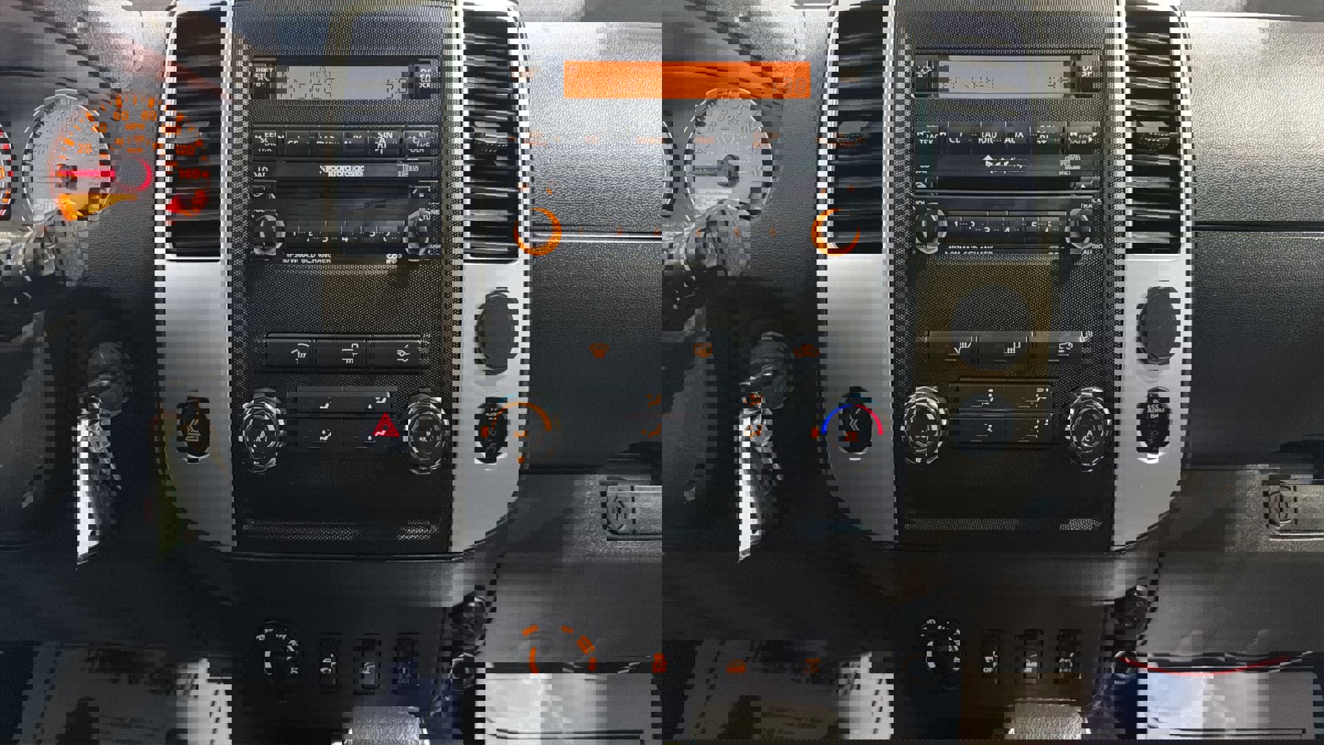 Used 2012 Nissan Xterra PRO-4X image 15