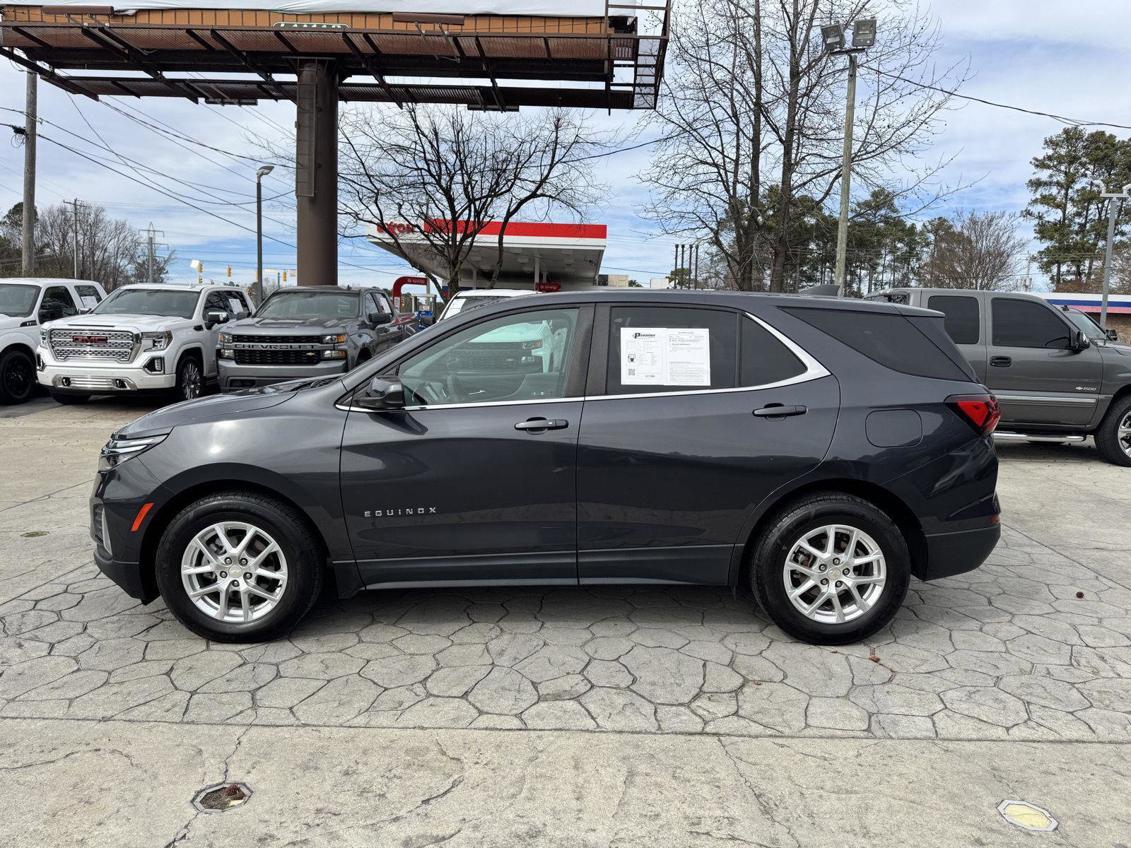 Used 2022 Chevrolet Equinox LT image 8