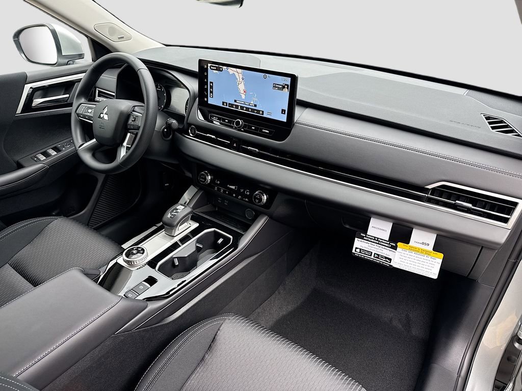 New 2026 Mitsubishi Outlander ES image 29