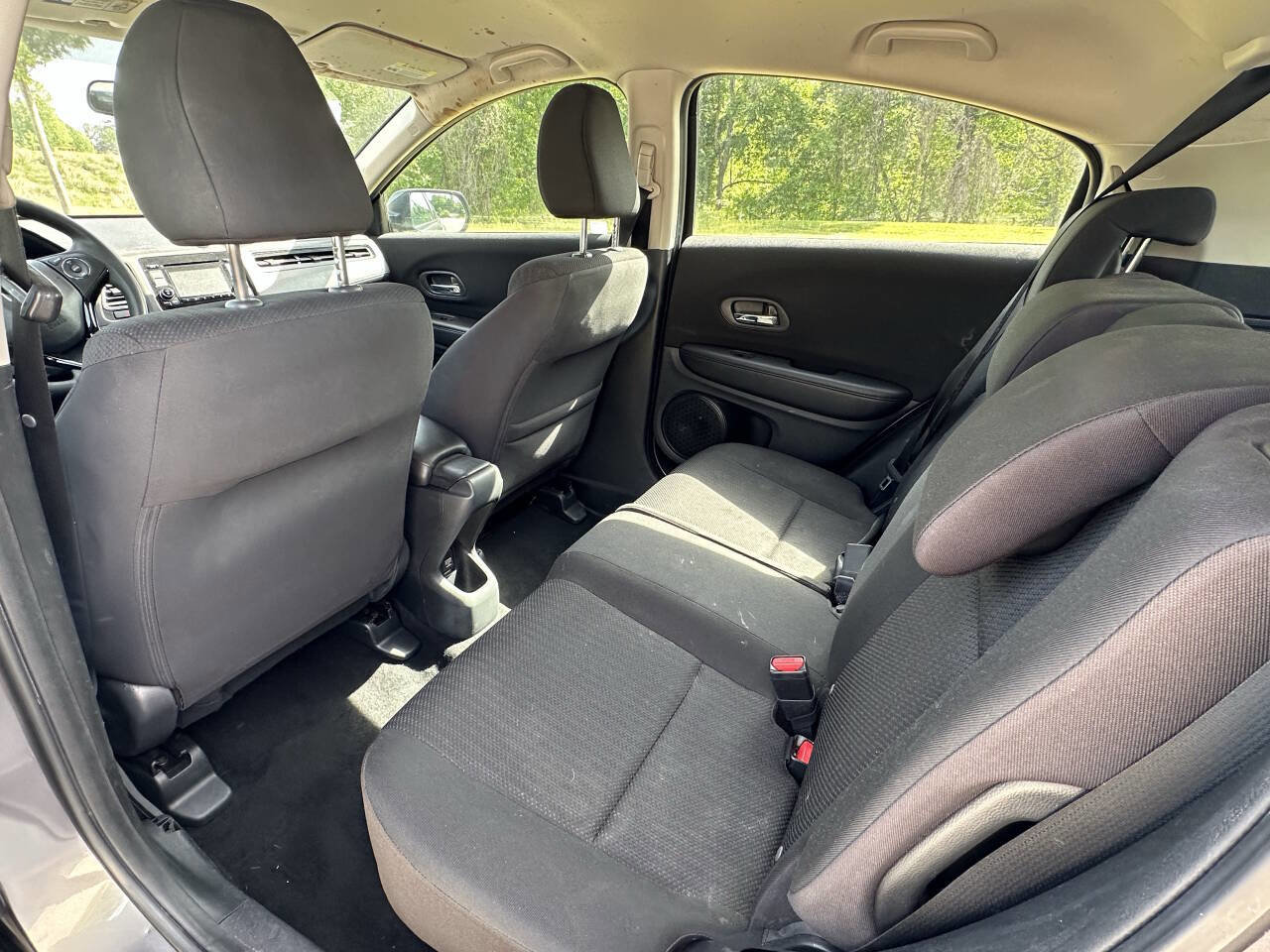 Used 2017 Honda HR-V LX image 10