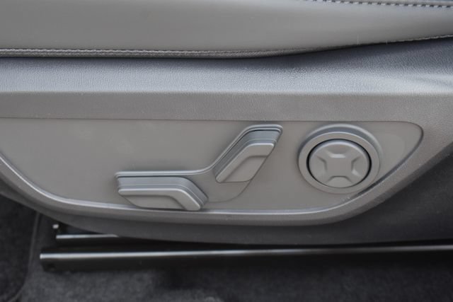 New 2027 Kia Seltos EX w/ EX Panoramic Sunroof Package FWD image 22