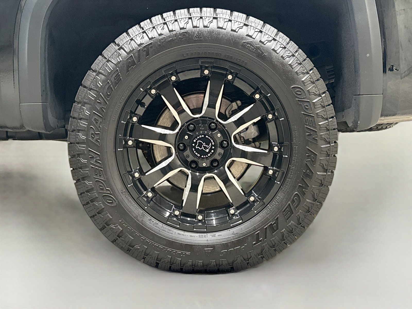Used 2026 GMC Sierra 1500 AT4X AWD/4WD image 36