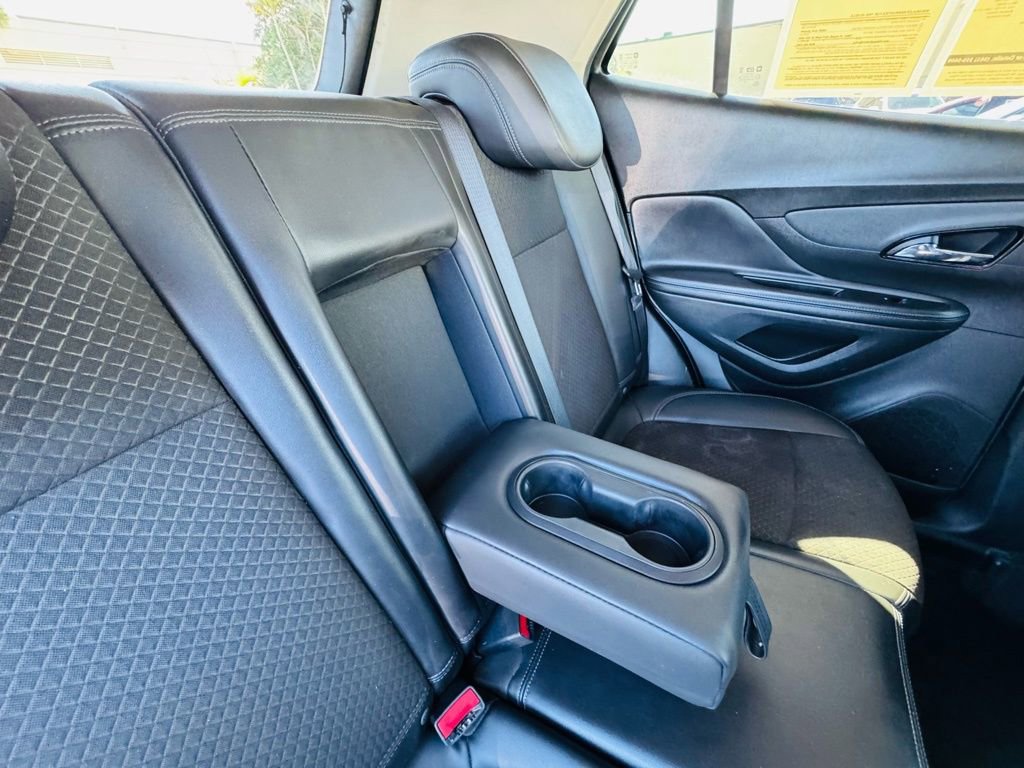 Used 2021 Buick Encore Preferred FWD image 15