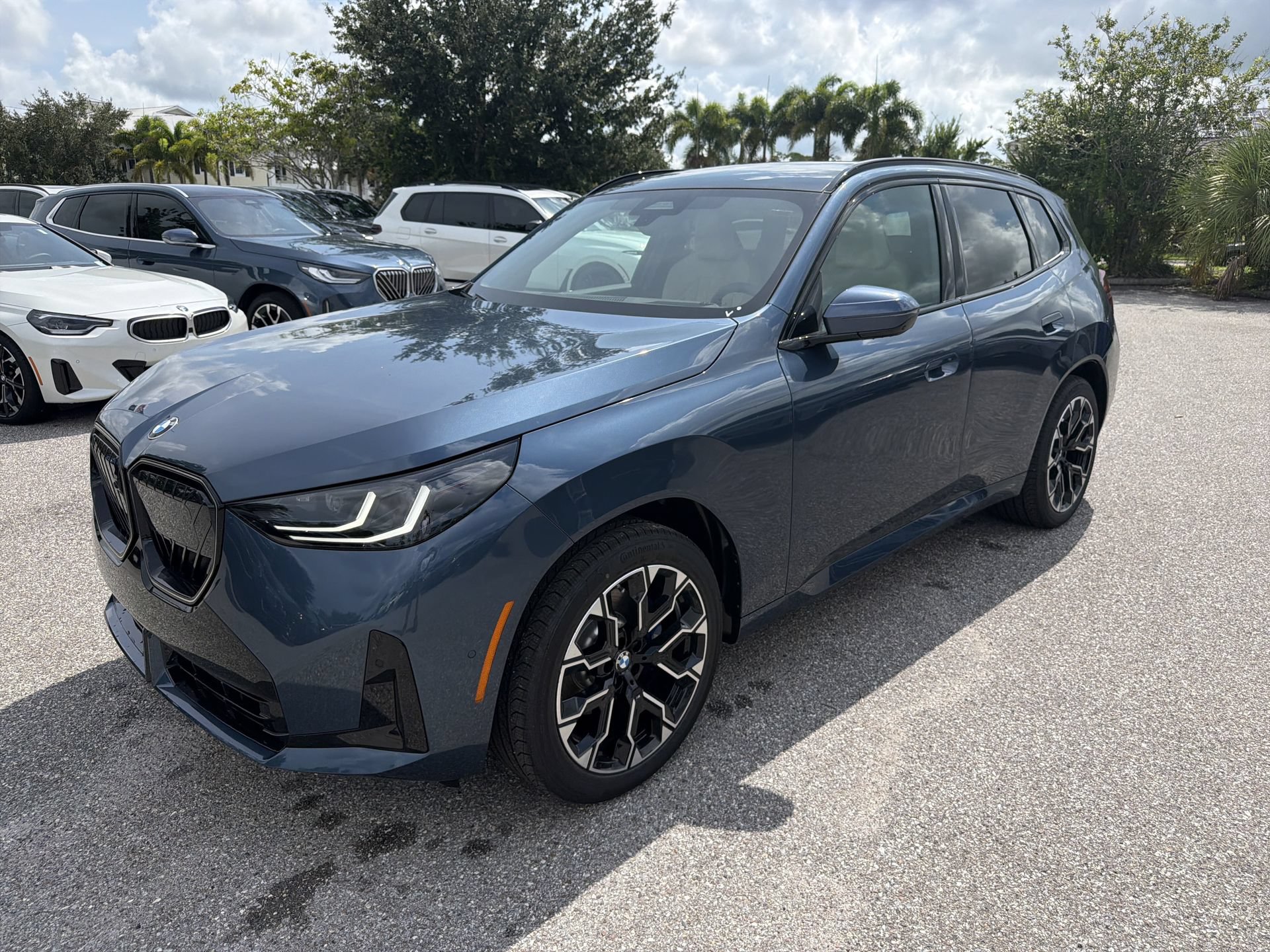 New 2026 BMW X3 xDrive30i w/ Premium Package AWD/4WD image 8
