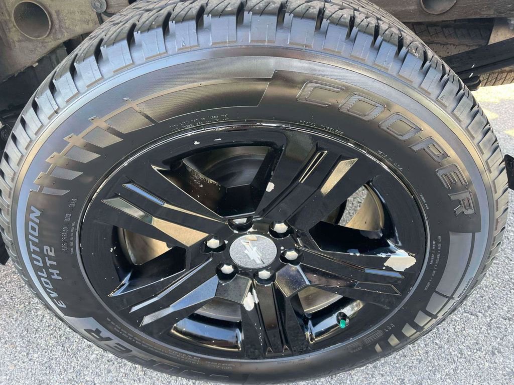 Used 2018 Chevrolet Silverado 1500 Custom w/ Custom Convenience Package image 33