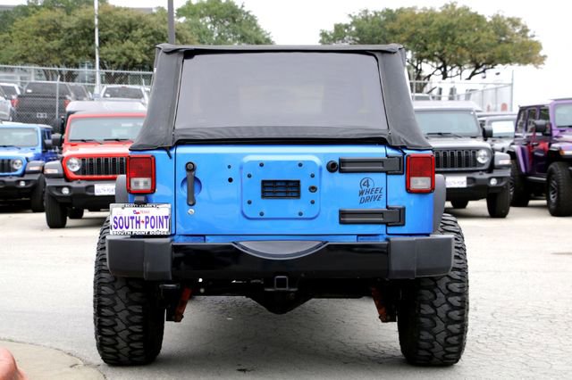 Used 2015 Jeep Wrangler Unlimited Willys image 7
