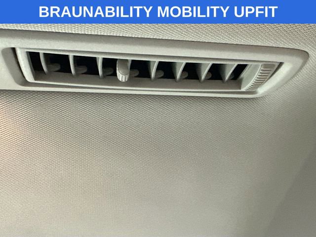 Used 2021 Toyota Sienna XLE w/ XLE Plus Package image 25