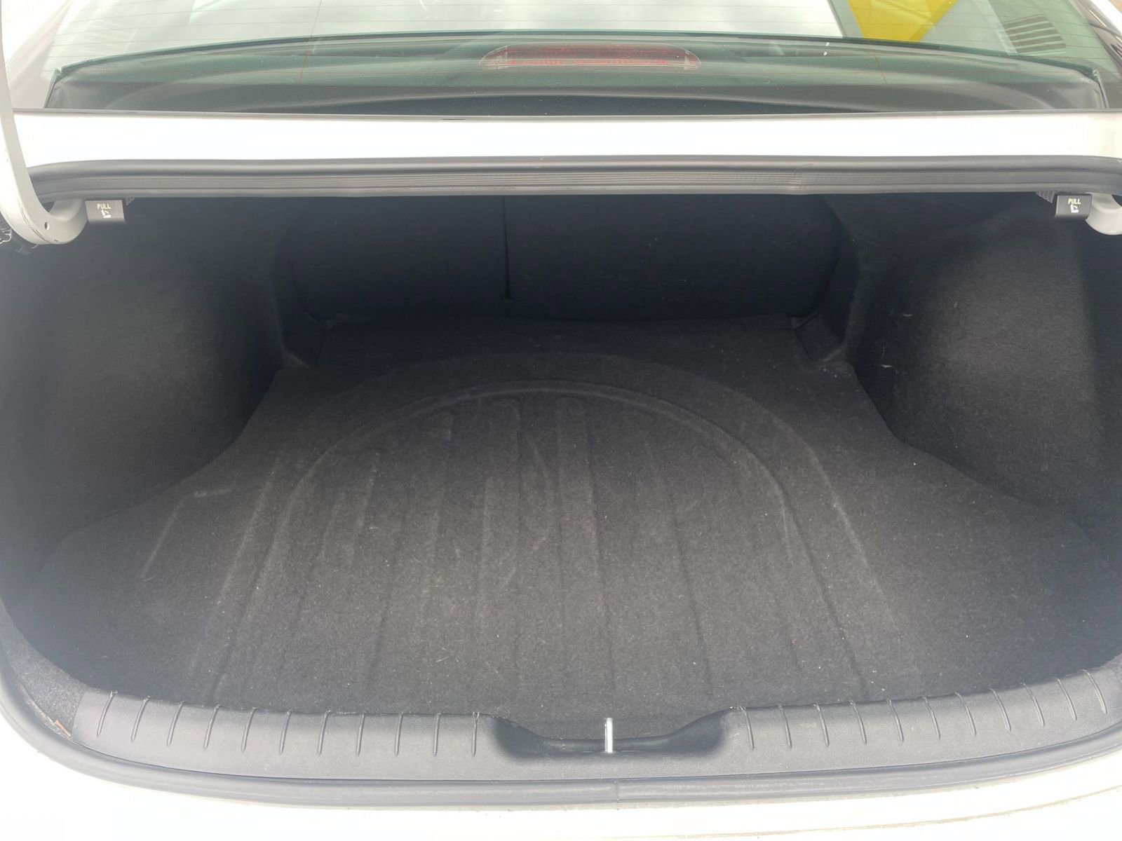 Used 2025 Hyundai Elantra SEL FWD image 30