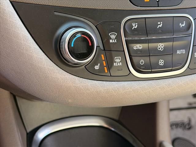 Used 2022 Chevrolet Malibu LT image 18