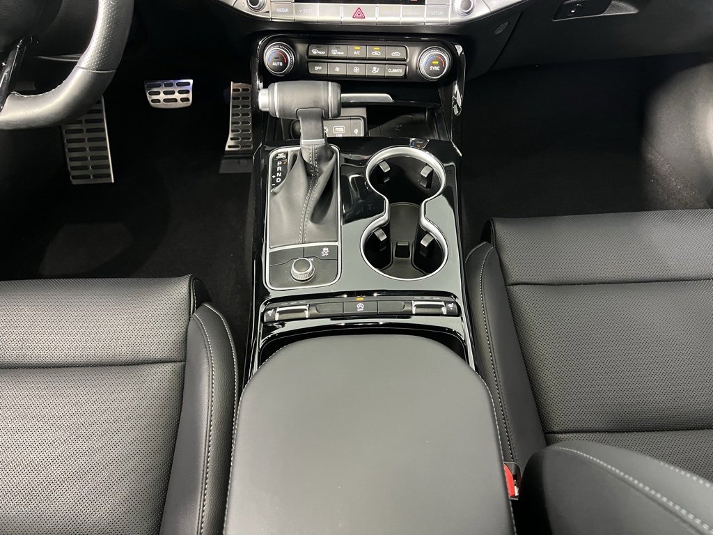 Used 2021 Kia Stinger GT-Line image 17