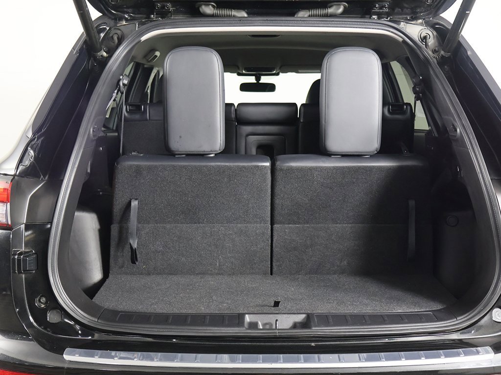 Used 2024 Mitsubishi Outlander SE image 20