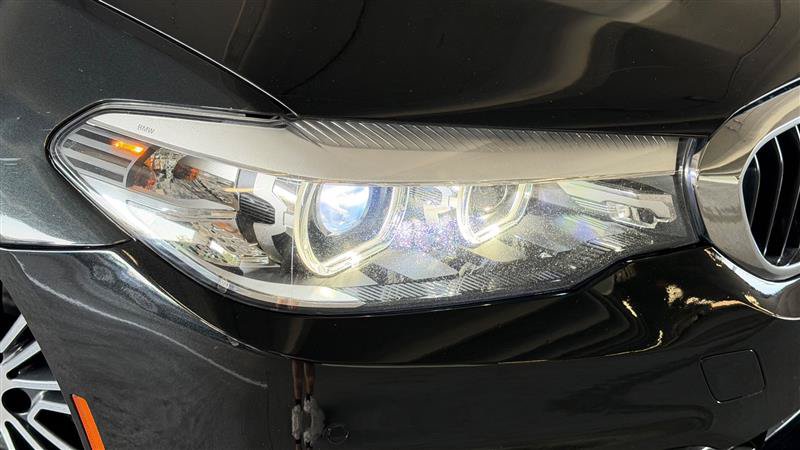 Used 2018 BMW 540i xDrive AWD/4WD image 9
