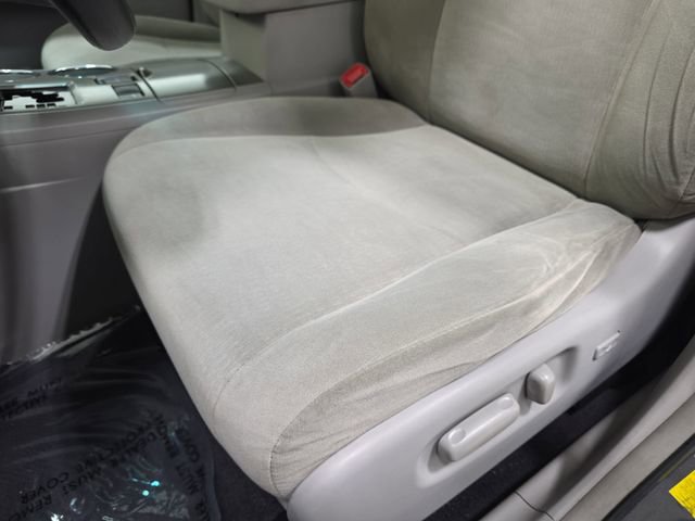 Used 2012 Toyota Highlander 4WD w/ Tech Pkg image 27