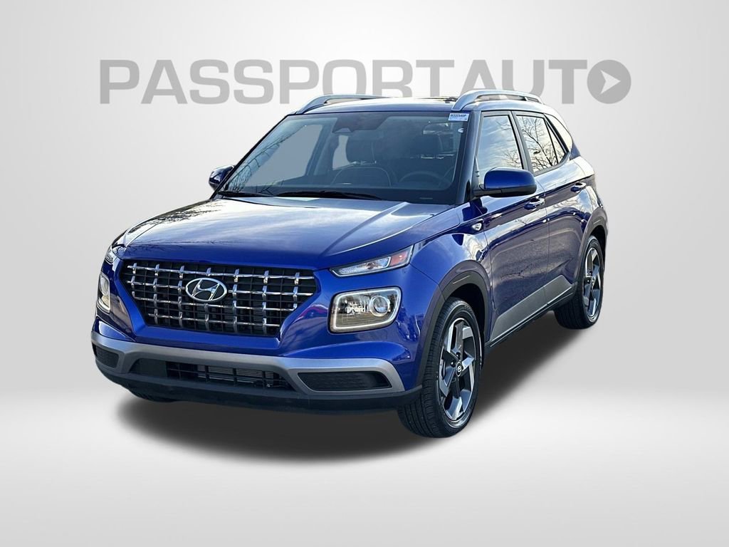 Used 2024 Hyundai Venue Limited image 1