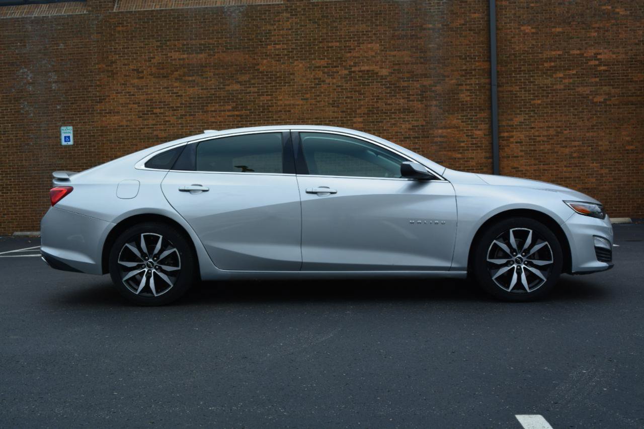 Used 2021 Chevrolet Malibu RS FWD image 4