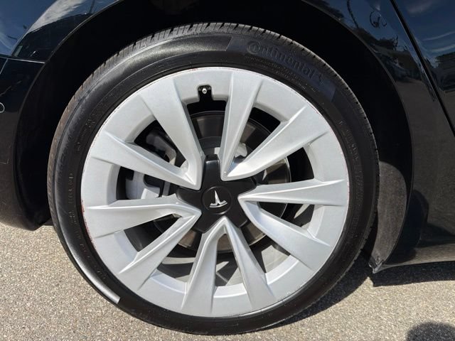 Used 2022 Tesla Model 3 Long Range AWD/4WD image 19
