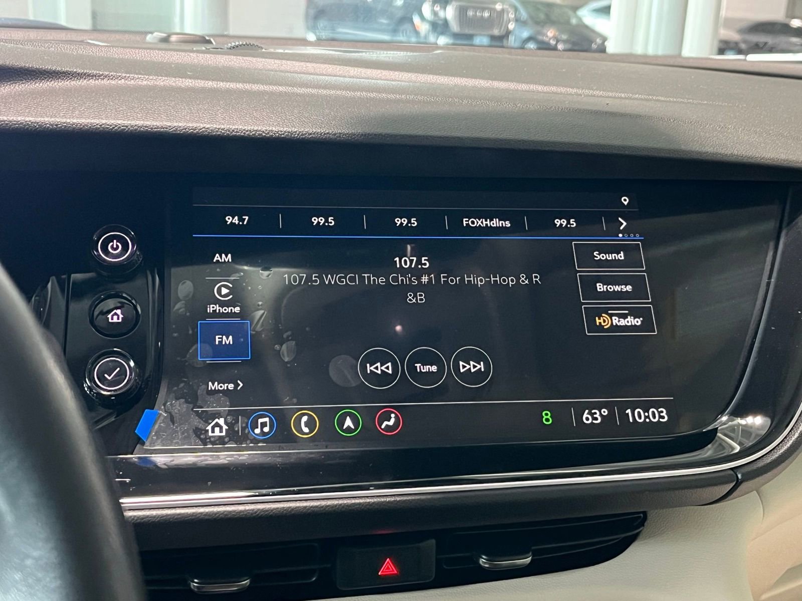 Used 2023 Buick Envision Avenir image 23