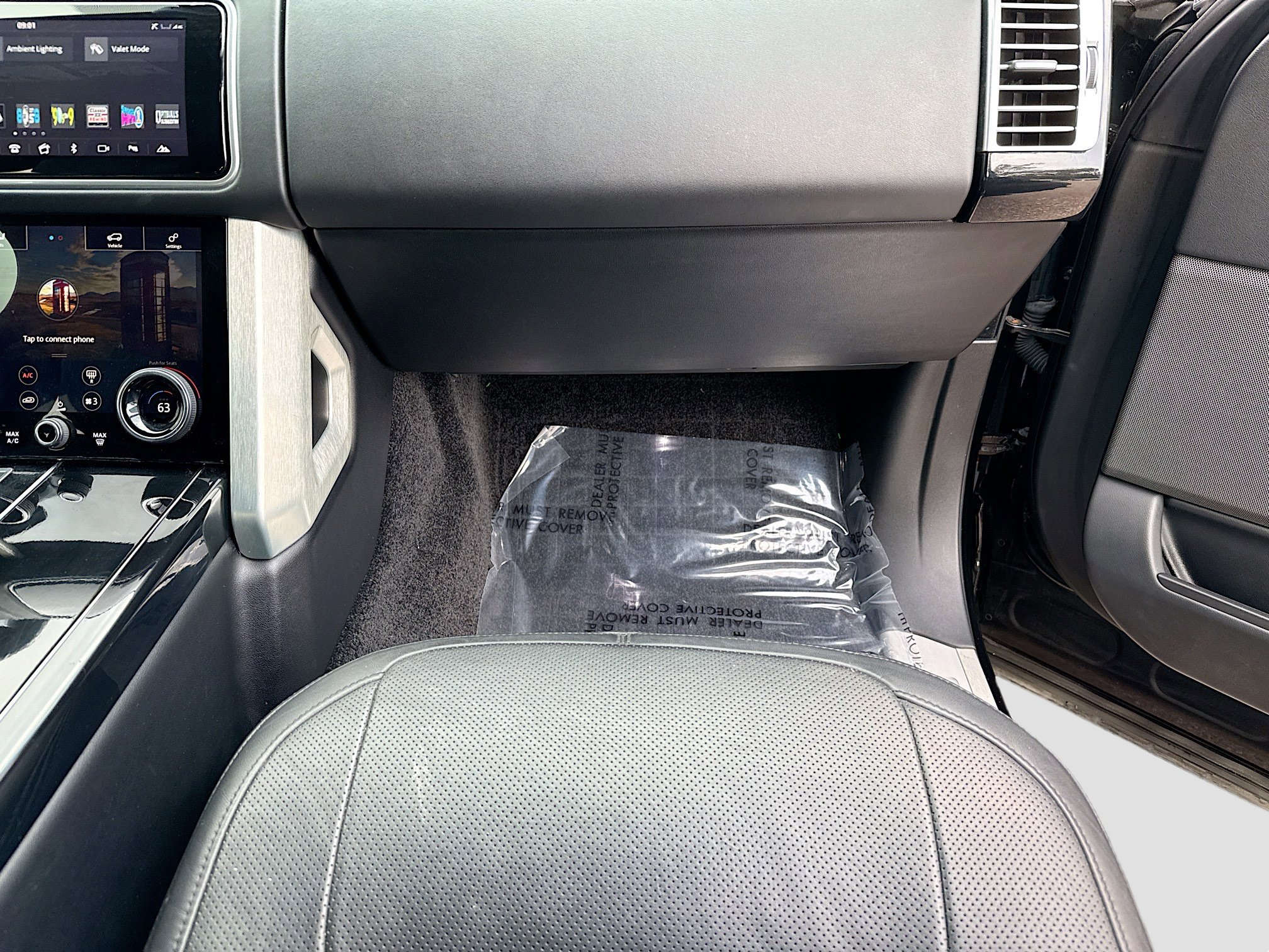 Used 2019 Land Rover Range Rover Long Wheelbase Supercharged image 18