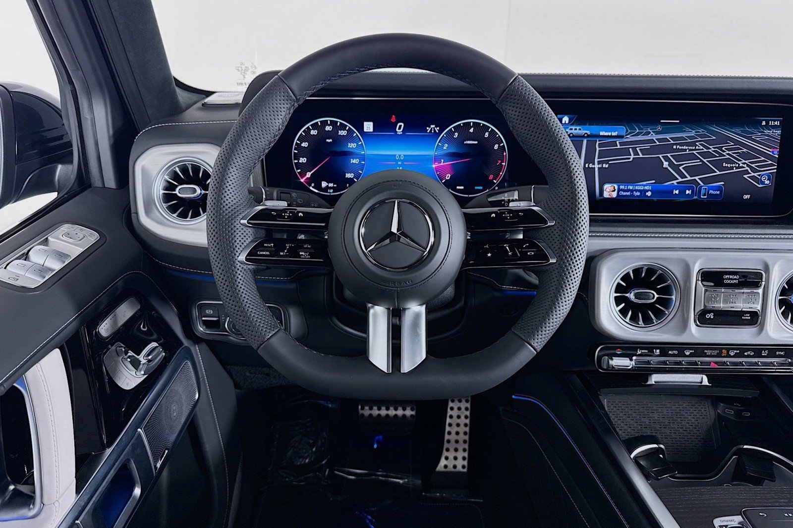 New 2026 Mercedes-Benz G 550 image 4