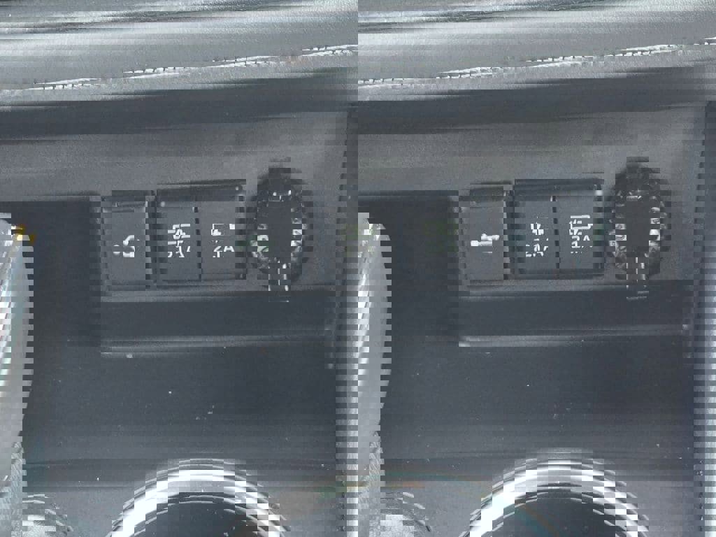 Used 2021 Toyota Highlander XSE image 19