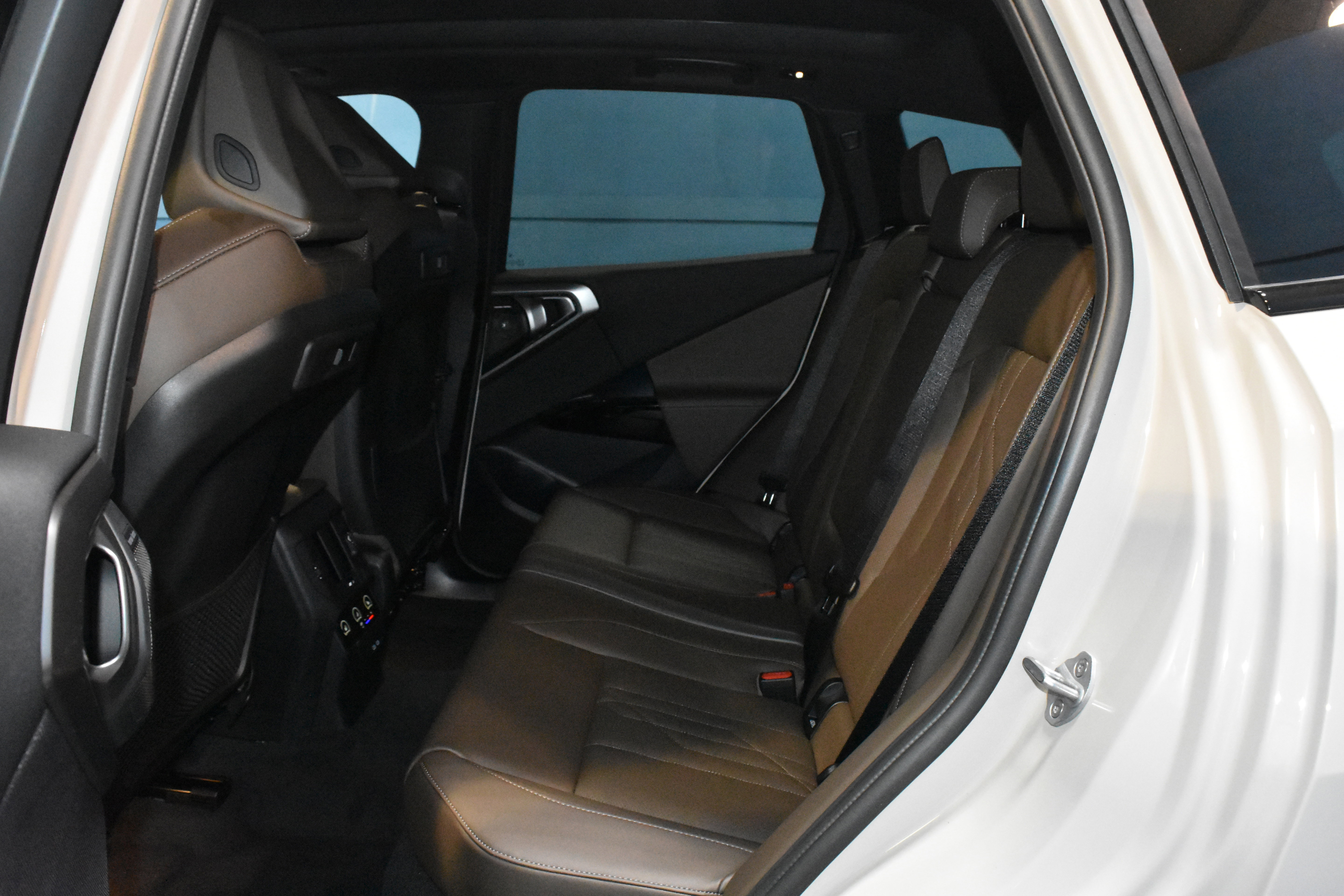 New 2026 BMW X3 xDrive30i w/ Premium Package AWD/4WD image 17